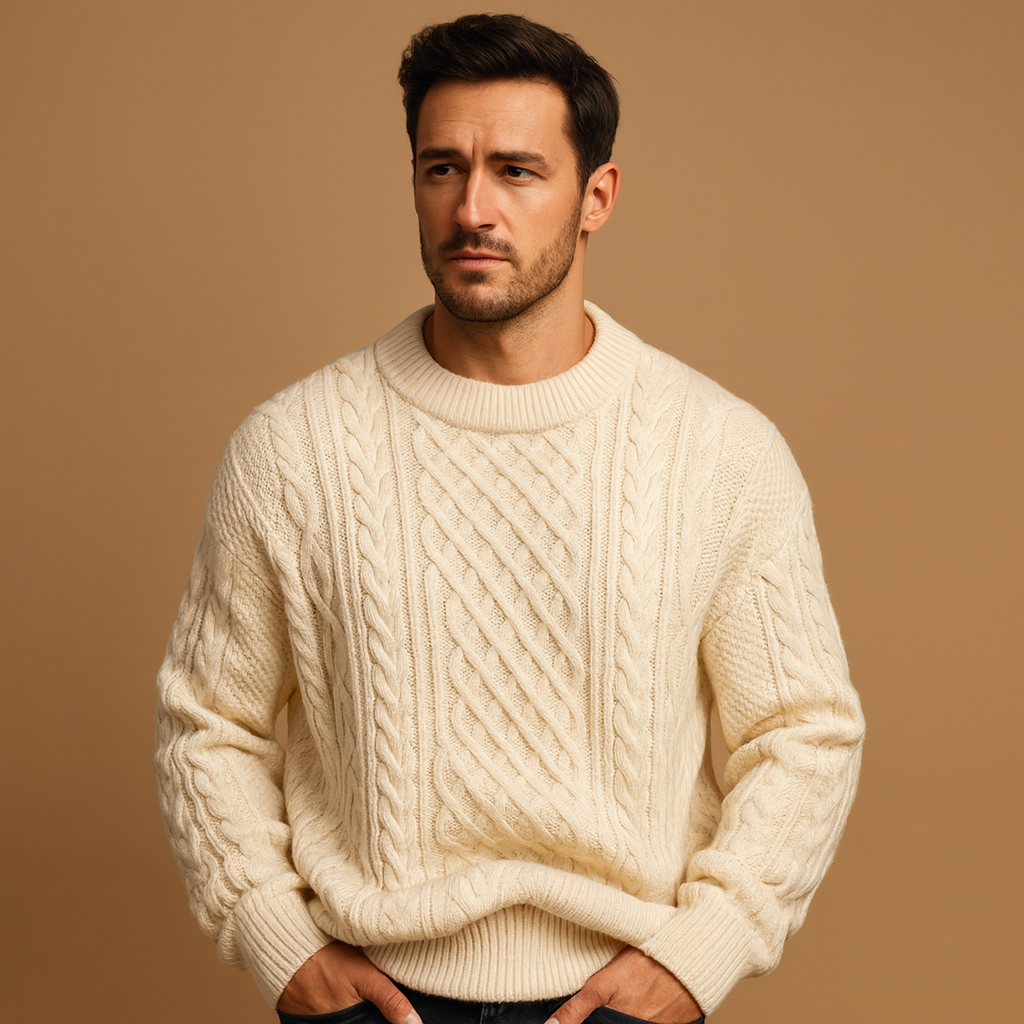 Gebreide wintertrui voor heren met ronde hals en losse pasvorm, ideaal voor koude dagen. Tijdloos ontwerp voor dagelijks gebruik en casual outfits.