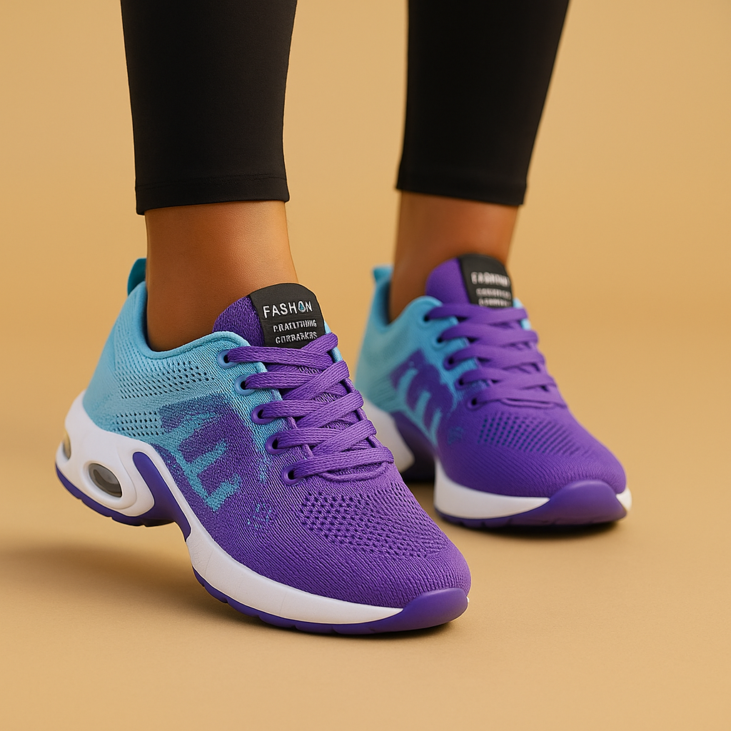 Lichtgewicht slip-on wandelschoenen voor dames met ademende stof en comfortabele zool, ideaal voor wandelen en dagelijks gebruik.