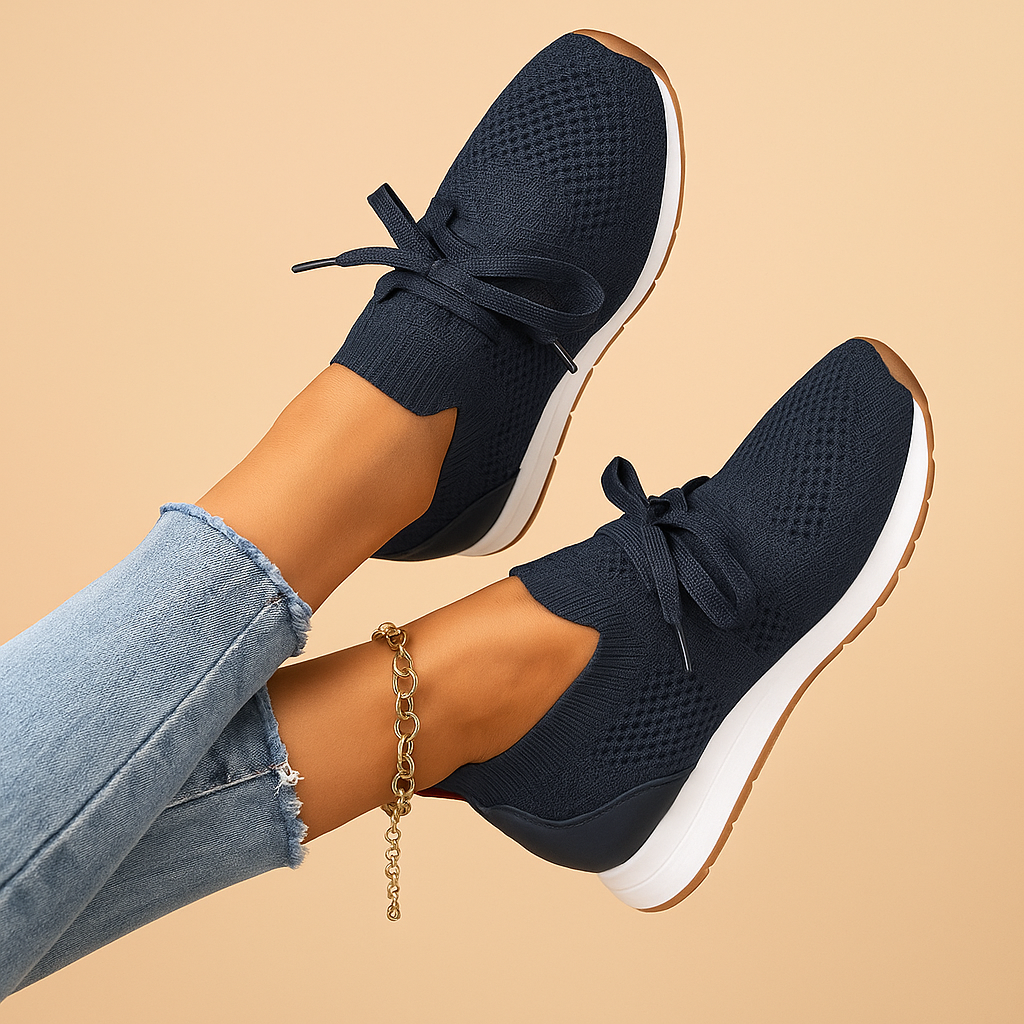Dames veterschoenen van ademend mesh met ronde neus, ideaal voor comfort tijdens wandelen en dagelijks gebruik.