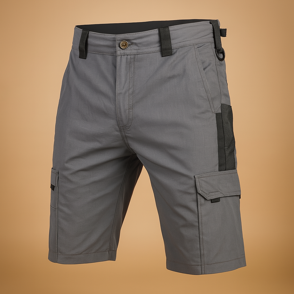 Tactische outdoor short voor heren met meerdere zakken, losvallende pasvorm en duurzaam ontwerp, perfect voor kamperen en outdooractiviteiten.