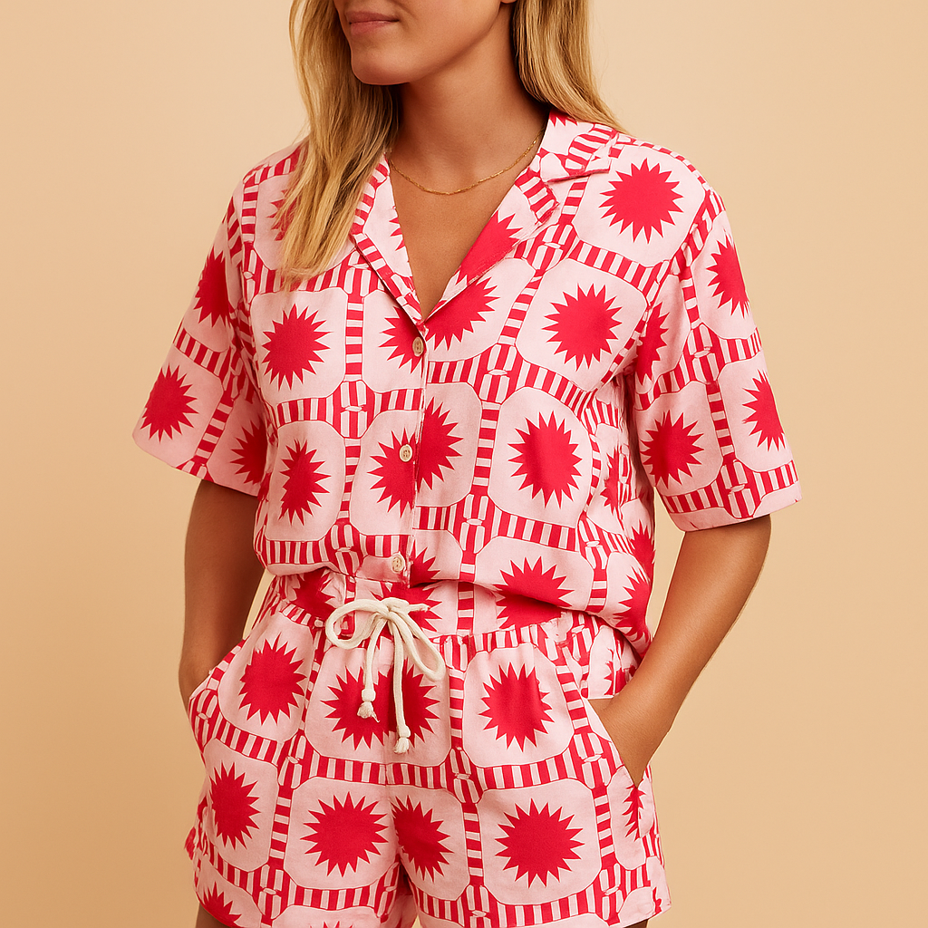 Dames zomerset met bloemenprint en elastische short, perfect voor strand, stad en casual momenten