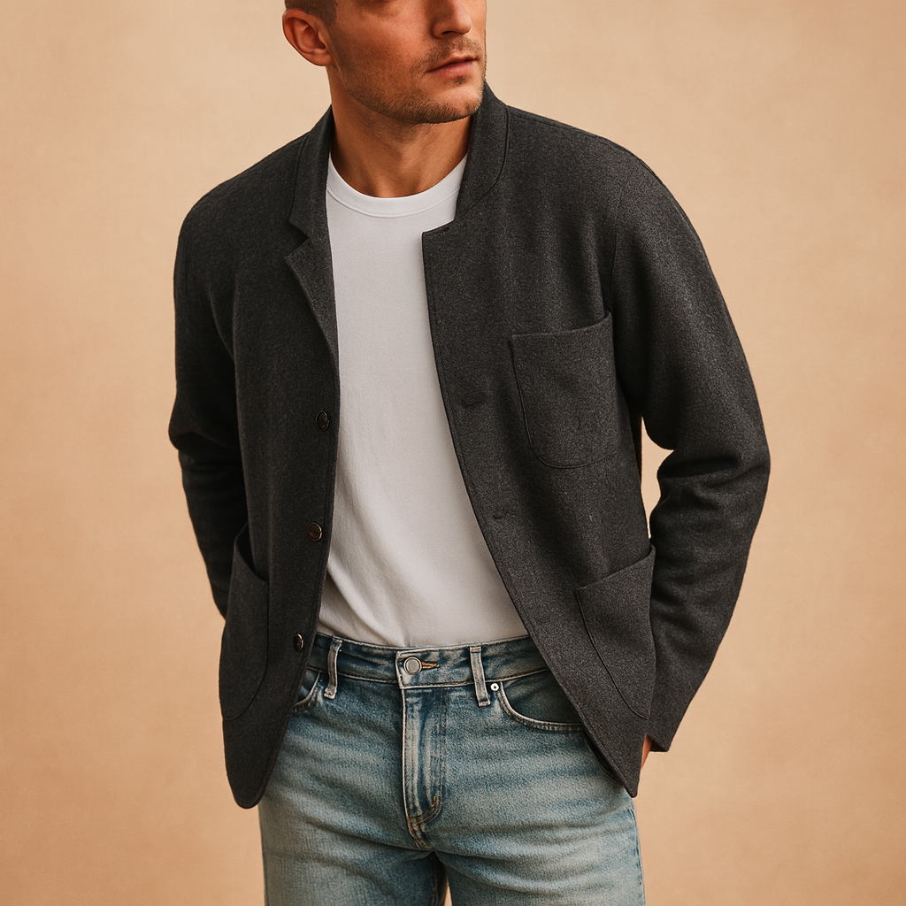 Warme heren jas met thermische voering en meerdere functionele zakken. Comfortabel en stijlvol voor herfst, winter, casual en formele gelegenheden.