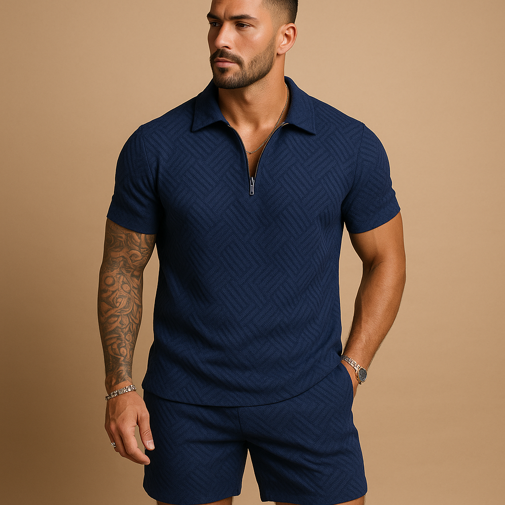 Zomerset voor heren met licht T-shirt en short met rits, ideaal voor ontspannen zomerdagen, strand en casual momenten.