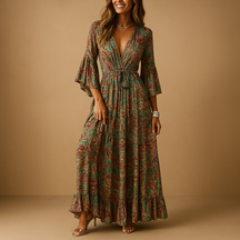Dames boho-jurk in lange, luchtige stijl met elegante pasvorm, perfect voor casual dagen of feestelijke gelegenheden.