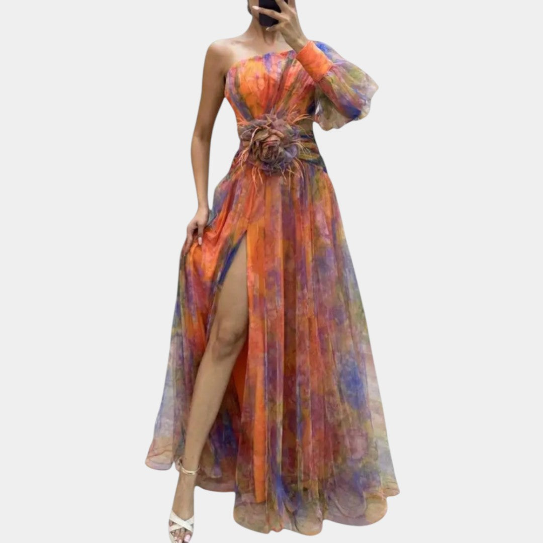 Dames strandjurk met one-shoulder ontwerp en split, ideaal voor zomerse gelegenheden zoals strandfeesten en vakanties