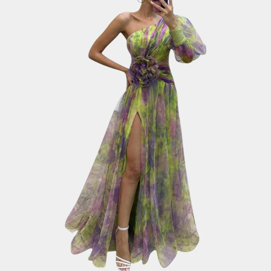 Dames strandjurk met one-shoulder ontwerp en split, ideaal voor zomerse gelegenheden zoals strandfeesten en vakanties