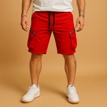 Heren cargo shorts met relaxed fit, verstelbaar trekkoord en meerdere zakken, ideaal voor zomerse dagen en outdoor activiteiten.