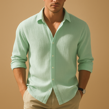 Casual button-down herenoverhemd met opstaande kraag in effen kleur, ideaal voor werk en vrije tijd.