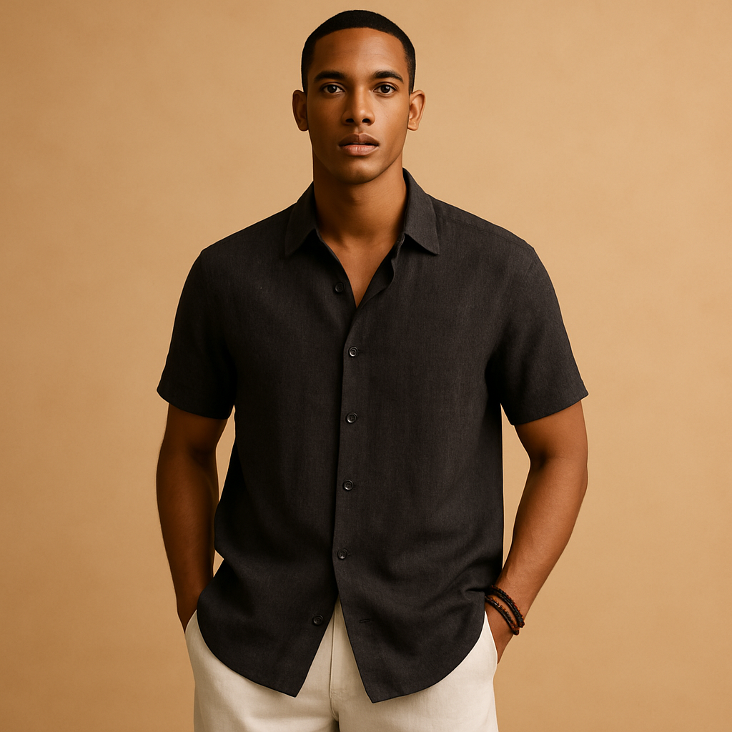 Heren zomershirt met korte mouwen, overhemdkraag en effen design, perfect voor casual dagen, vakantie of lente- en zomeroutfits.