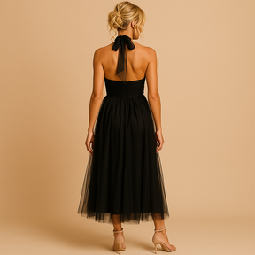 Chique damesjurk met elegante pasvorm en tijdloos design, geschikt voor feestelijke gelegenheden, casual uitstapjes en formele settings