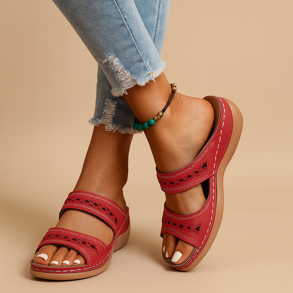 Comfortabele wandelsandalen voor dames met ondersteunend voetbed en verstelbare bandjes, ideaal voor dagelijks gebruik en wandelingen.