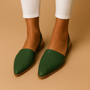 Damesflats met gesloten geweven neus en ademende pasvorm, ideaal voor werk of dagelijkse outfits met stijlvolle flair.