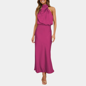 Elegante damesjurk in stretchstof met flatterende pasvorm, perfect voor lente, zomer en diverse gelegenheden.
