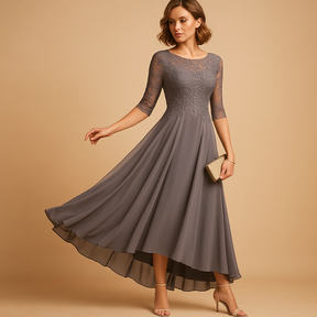 Elegante dames feestjurk met kanten afwerking en flatterende pasvorm, ideaal voor gala’s, bruiloften en bijzondere gelegenheden