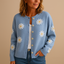 Gebreid damesvest met bloemenpatroon en knoopsluiting, zacht en ademend, ideaal voor herfst- en winterlagen in diverse stijlvolle kleuren.