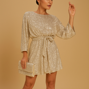 Luxe damesjurk met pailletten en elegante ruches, ideaal voor gala’s, feestjes en stijlvolle avonden
