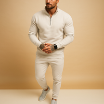 Joggingpak voor heren met halve rits trui en joggingbroek, beschikbaar in zwart, grijs, wit en khaki – ideaal voor thuis of onderweg.