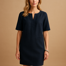 Lichtgewicht casual chic jurk voor dames met flatterende pasvorm, ideaal voor dagelijkse momenten of stijlvolle uitjes