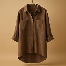 Dames blouse van linnen-katoen mix met lange mouwen en losvallende pasvorm, ideaal voor werk of casual dagen. Beschikbaar in zes kleuren.