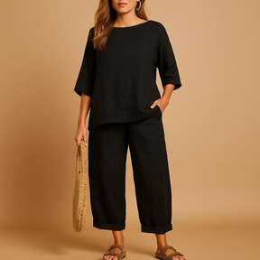 Dames set met los shirt en enkellange broek, gemaakt van ademend materiaal voor dagelijks gebruik en zomerse dagen