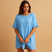 Midi-jurk voor dames tot op de knie, gemaakt van ademende stof met flatterende pasvorm, perfect voor vakanties, zomer en feestelijke gelegenheden