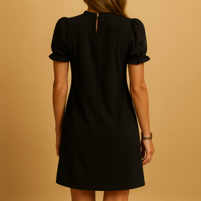 Luchtige zomerjurk voor dames met losse pasvorm en ademende stof, perfect voor vakanties, strandwandelingen en warme zomerdagen.