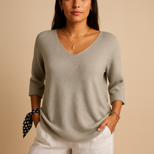 Dames top met moderne losse pasvorm in zachte luxe stof, ideaal voor dagelijks comfort en stijlvolle casual looks