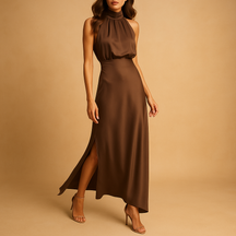 Luchtige dames maxi-jurk met hoge split en flatterende pasvorm, perfect voor lente, zomer en feestelijke gelegenheden