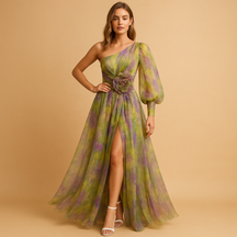 Stijlvolle one-shoulder strandjurk voor dames met asymmetrisch ontwerp en elegante split, ideaal voor zomeravonden en strandfeesten.