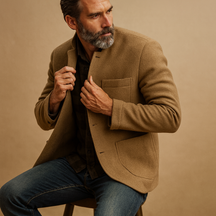 Warme heren jas met thermische voering en meerdere functionele zakken. Comfortabel en stijlvol voor herfst, winter, casual en formele gelegenheden.